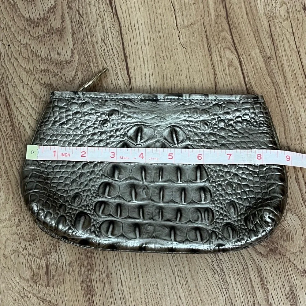 Brahmin Smokey Taupe‎ Melbourne Clutch Croc-Embossed Leather Brown Croc - Picture 3 of 15